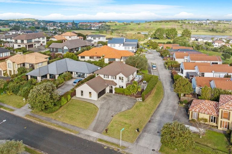 Photo of property in 125 Alec Craig Way, Gulf Harbour, Whangaparaoa, 0930