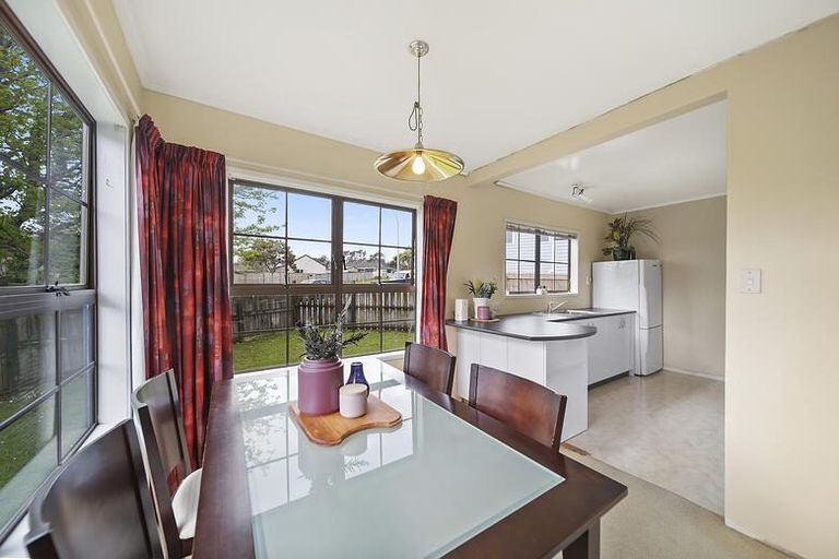 Photo of property in 53 Gills Road, Bucklands Beach, Auckland, 2014