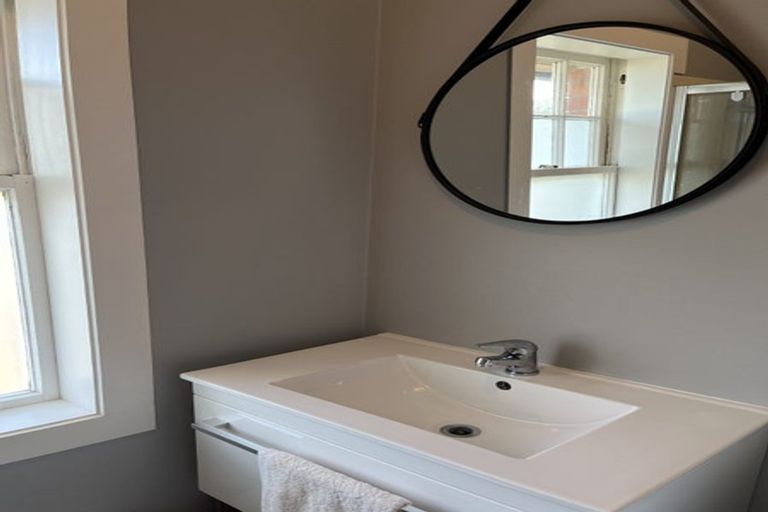 Photo of property in 56 Richmond Street, Petone, Lower Hutt, 5012