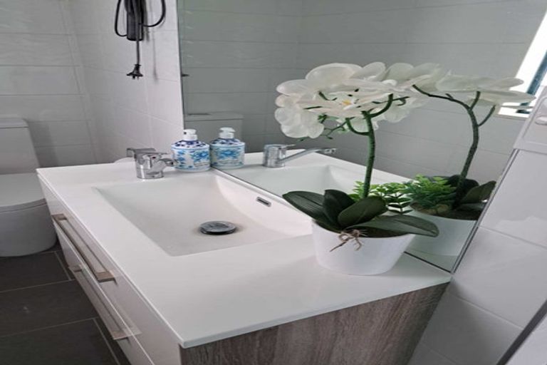 Photo of property in 26a Sunbrae Grove, Mount Maunganui, 3116