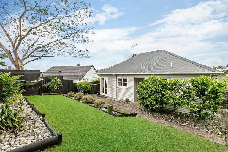 Photo of property in 53 Kurahaupo Street, Orakei, Auckland, 1071