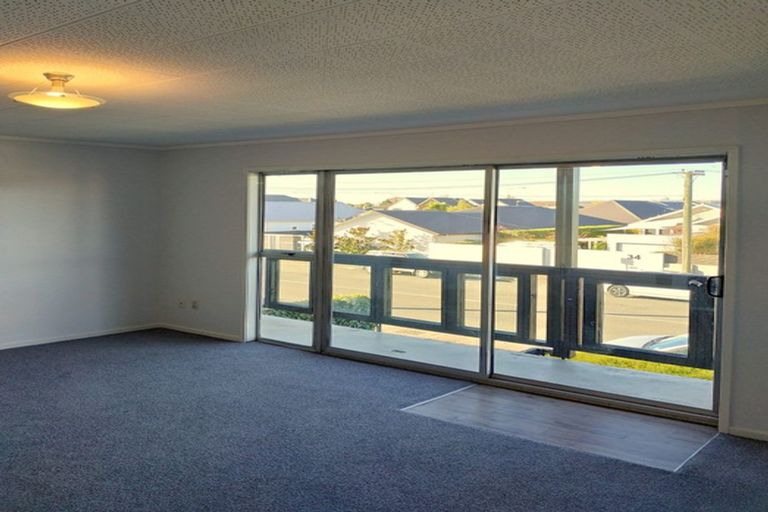 Photo of property in 2/33 Springfield Road, St Albans, Christchurch, 8014