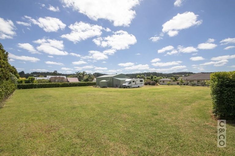 Photo of property in 165 Oraha Road, Kumeu, 0892