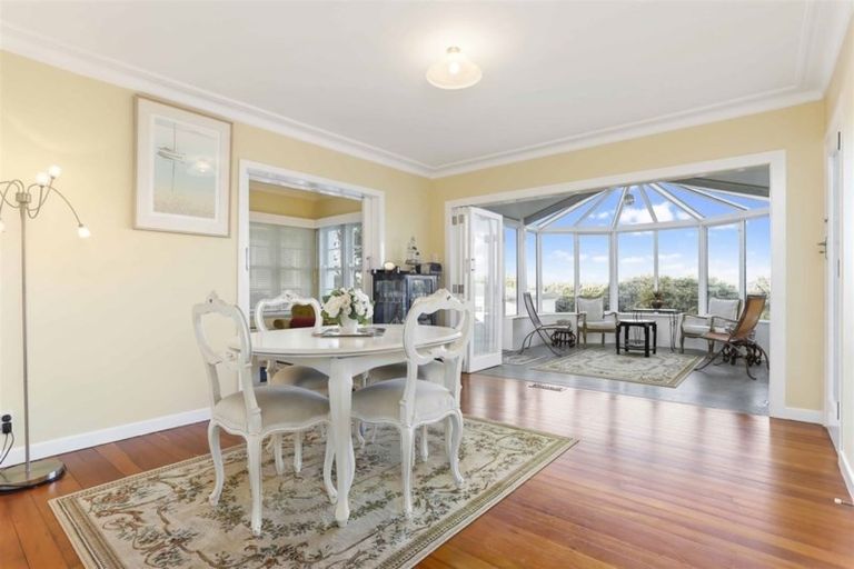 Photo of property in 35 Princes Street, Northcote Point, Auckland, 0627