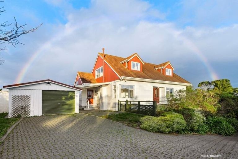 Photo of property in 21 Rossport Street, Johnsonville, Wellington, 6037