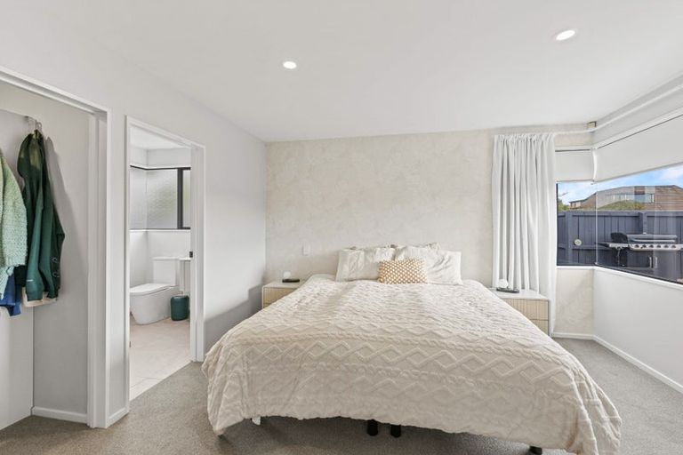 Photo of property in 2 Anglesea Avenue, Parklands, Christchurch, 8083