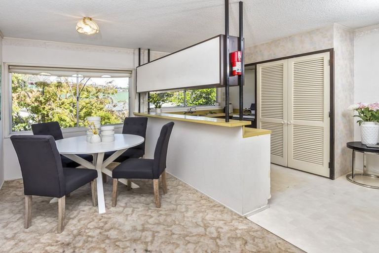 Photo of property in 4/34 Uxbridge Road, Mellons Bay, Auckland, 2014