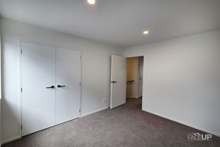 Photo of property in 3/10 Ngaroma House Drive, Hobsonville, Auckland, 0616