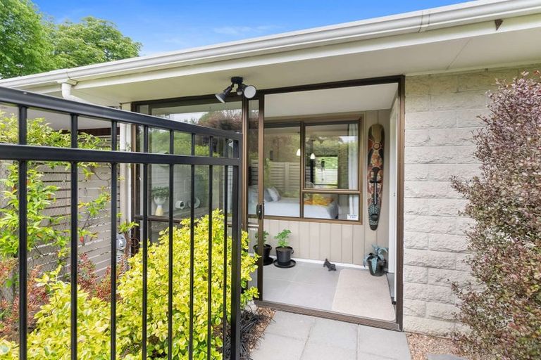 Photo of property in 2/5 Woodbridge Road, Cashmere, Christchurch, 8022