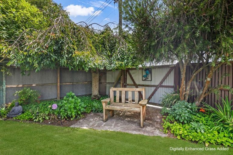 Photo of property in 32 Sylvia Street, Parklands, Christchurch, 8083