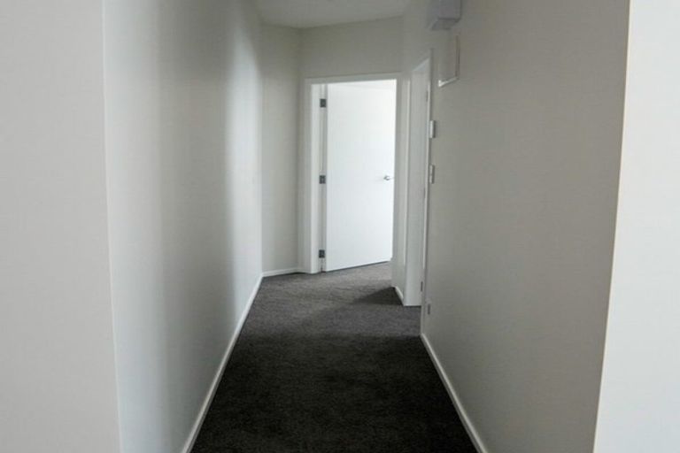 Photo of property in 2a Gibbons Street, Upper Hutt Central, Upper Hutt, 5018