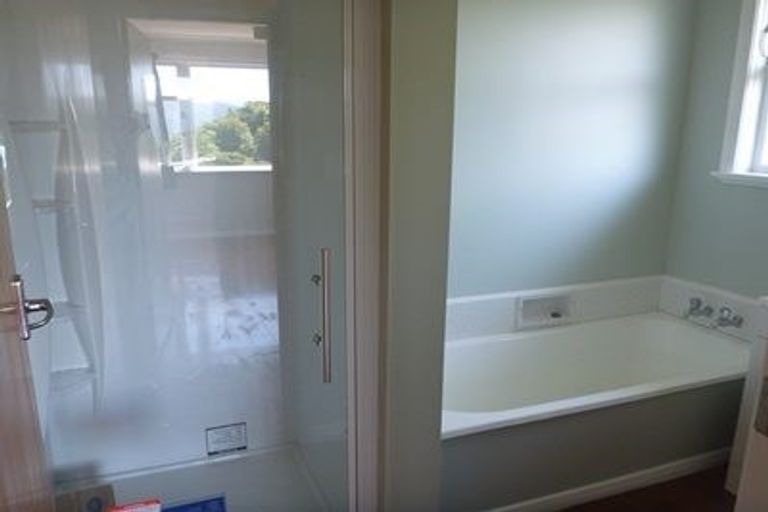 Photo of property in 108a Korokoro Road, Korokoro, Lower Hutt, 5012