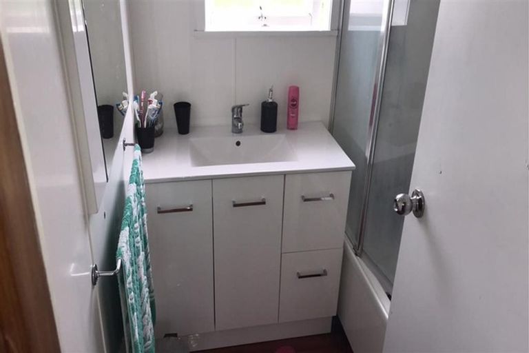 Photo of property in 3 Winiata Terrace, Papakura, 2110