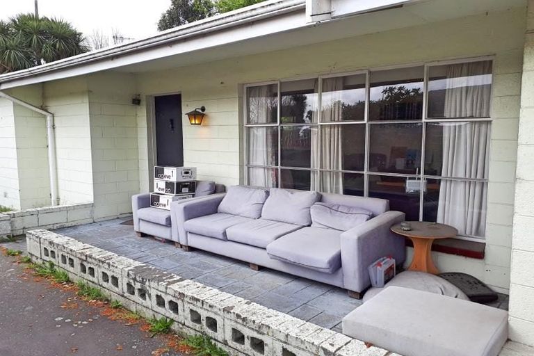 Photo of property in 69 Yaldhurst Road, Sockburn, Christchurch, 8042