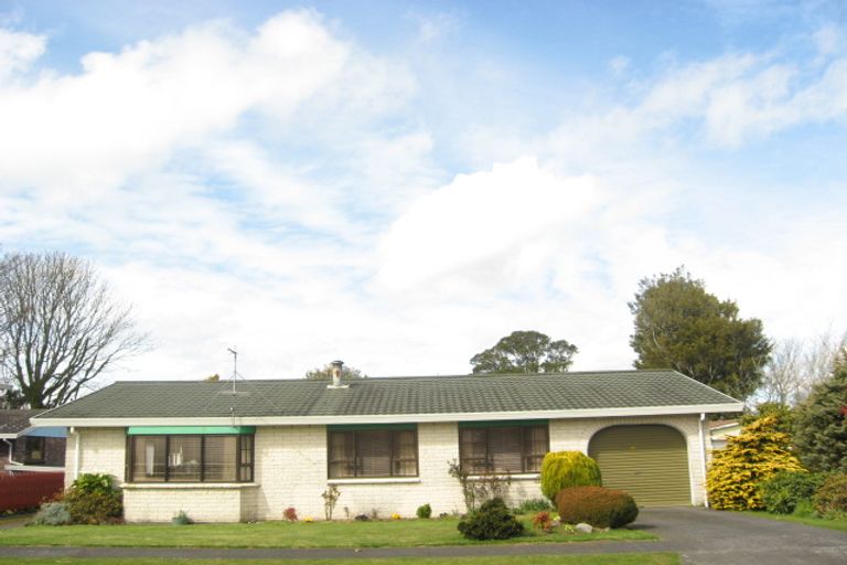 Photo of property in 6 Cassandra Street, Stratford, 4332