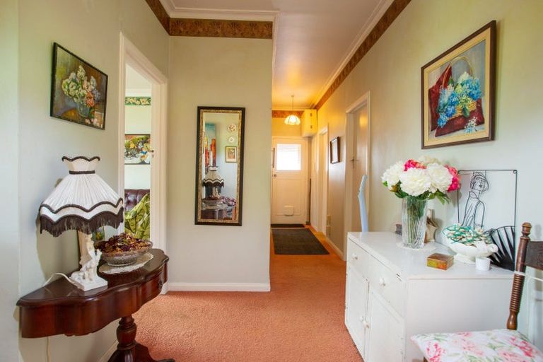 Photo of property in 47 Queen Street, Dannevirke, 4930