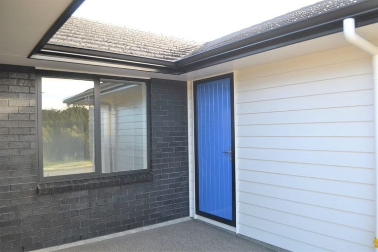 Photo of property in 48 Schooner Drive, Whitby, Porirua, 5024