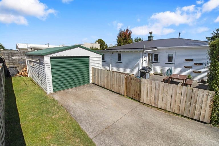 Photo of property in 70 Leith Street, Te Awamutu, 3800