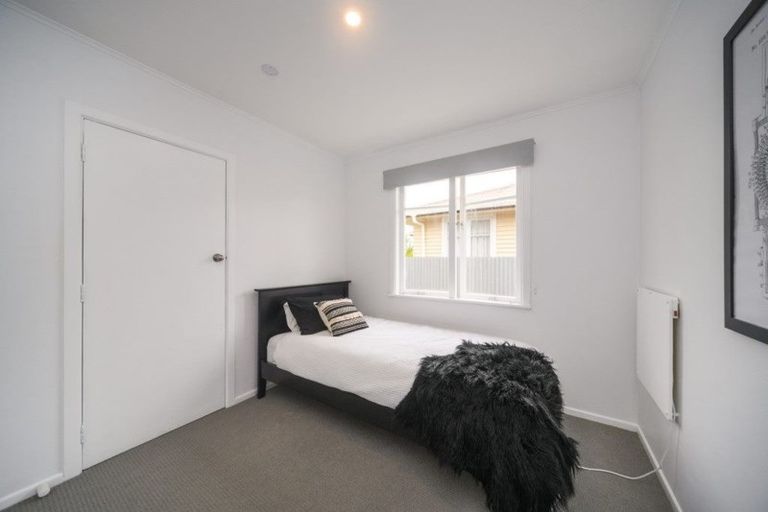 Photo of property in 17 Peters Avenue, Cloverlea, Palmerston North, 4412