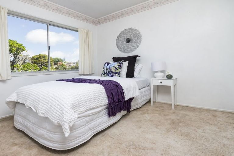 Photo of property in 4/34 Uxbridge Road, Mellons Bay, Auckland, 2014