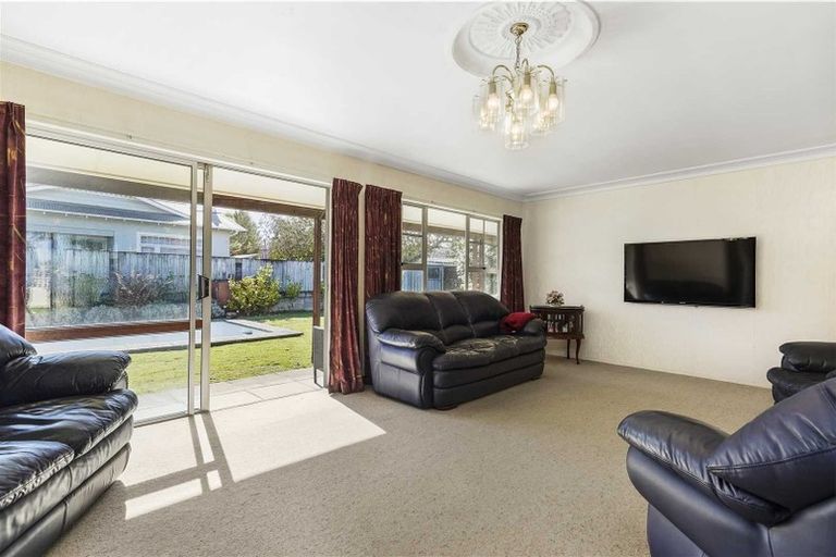 Photo of property in 224 Sandwich Road, St Andrews, Hamilton, 3200