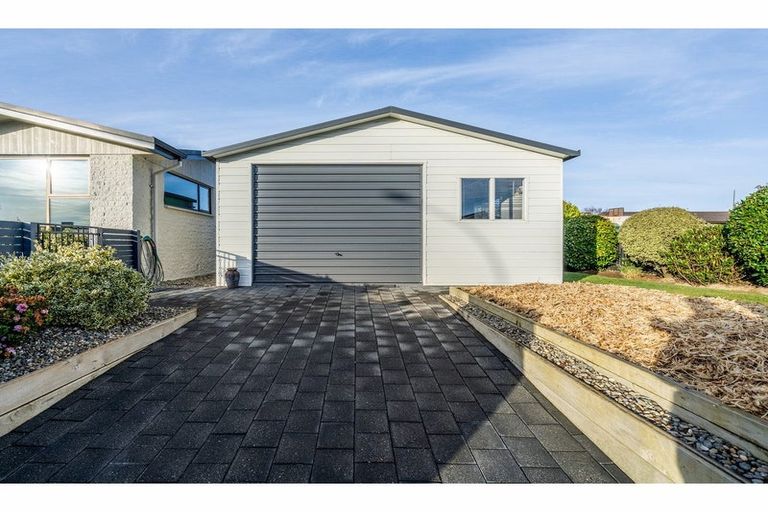 Photo of property in 61 Vogel Street, Waikiwi, Invercargill, 9810