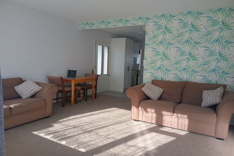 Photo of property in 2/26 Frederick Street, Waltham, Christchurch, 8011
