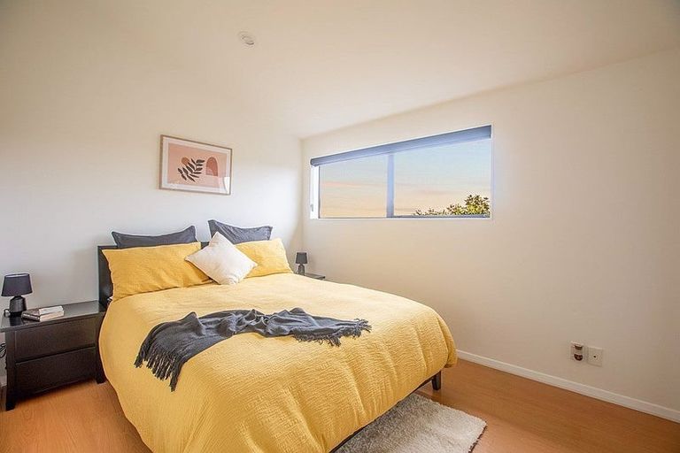 Photo of property in 31 Lastel Place, Shelly Park, Auckland, 2014