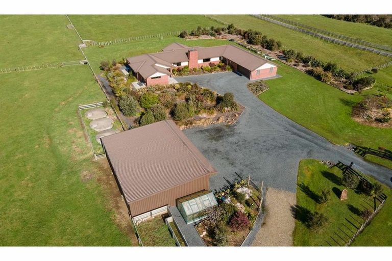 Photo of property in 63 Puriri Dale Way, Waipapa, Kerikeri, 0295