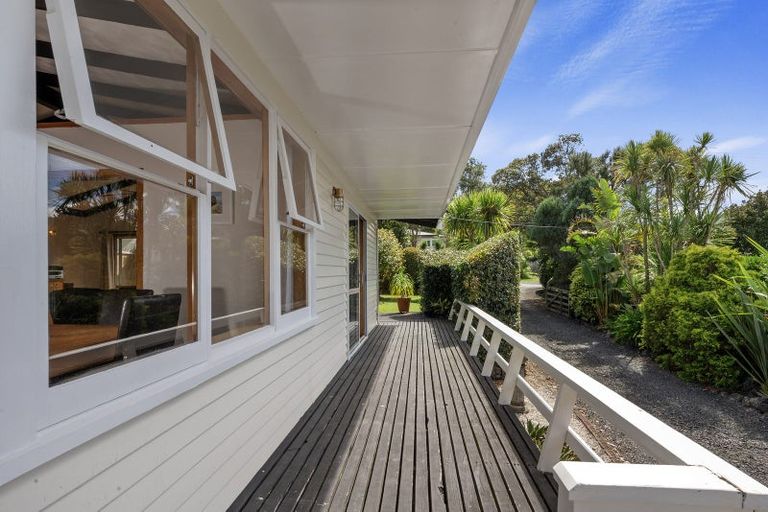 Photo of property in 13 North Crescent, Kaukapakapa, 0873