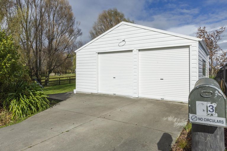 Photo of property in 63 James Line, Kelvin Grove, Palmerston North, 4414