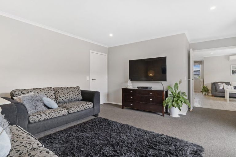 Photo of property in 7 Livingstone Drive, Papamoa Beach, Papamoa, 3118