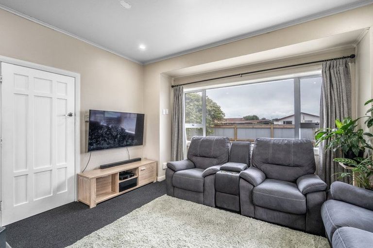 Photo of property in 393 Tay Street, Turnbull Thomson Park, Invercargill, 9810