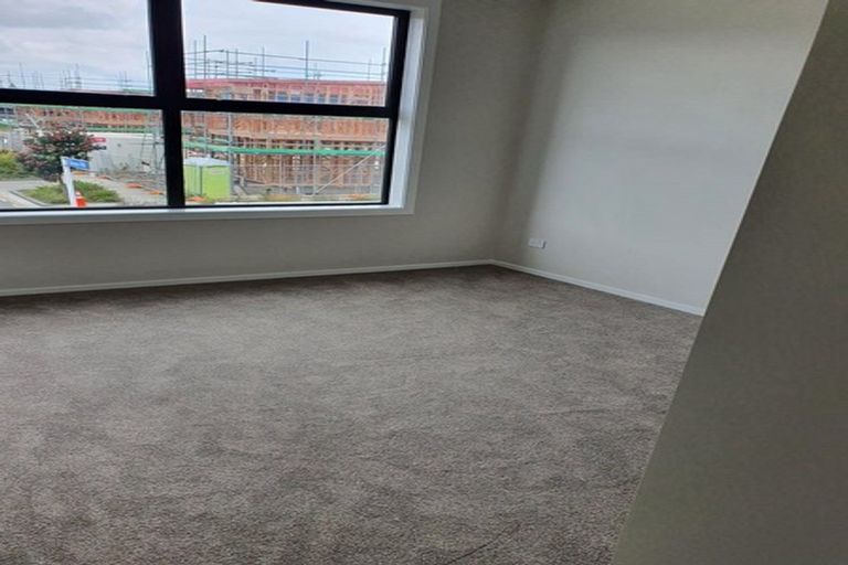 Photo of property in 15 Desalt Drive, Hobsonville, Auckland, 0616