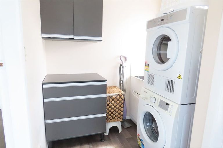 Photo of property in 95 Tiro Tiro Road, Levin, 5510