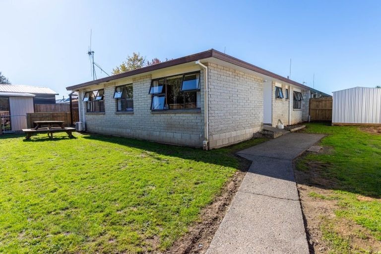 Photo of property in 5c Edward Street, Dannevirke, 4930