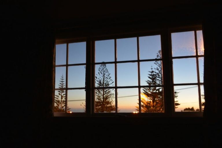 Photo of property in 10 Marriner Street, Sumner, Christchurch, 8081