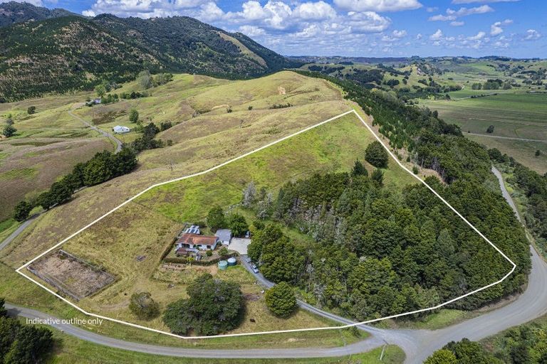 Photo of property in 487a Pukehuia Road, Tangiteroria, 0381