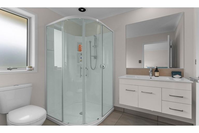 Photo of property in 24 Longview Street, Mangawhai, 0505