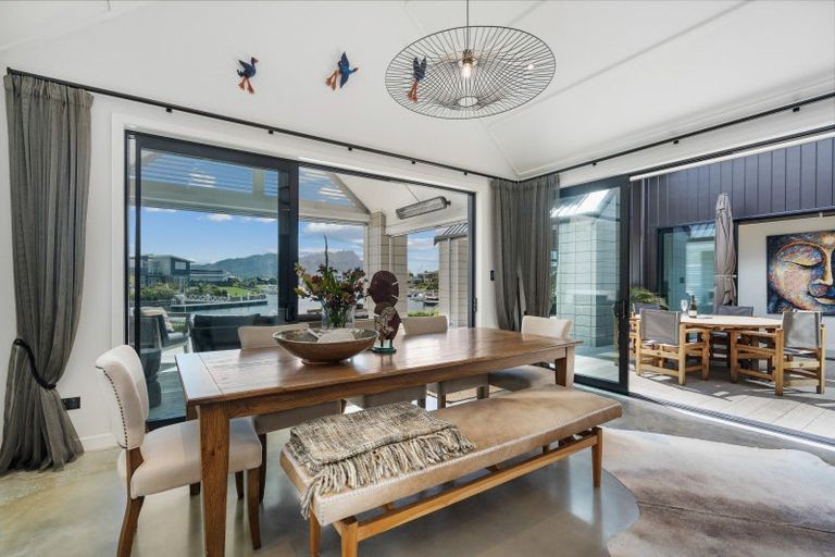 Photo of property in 8 Torea Lane, One Tree Point, 0118