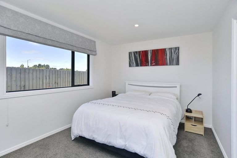 Photo of property in 45 Mcquillan Avenue, Woodend, 7610