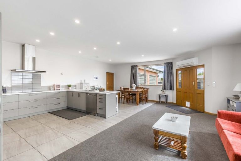 Photo of property in 46 Meldrum Street, Winton, 9720