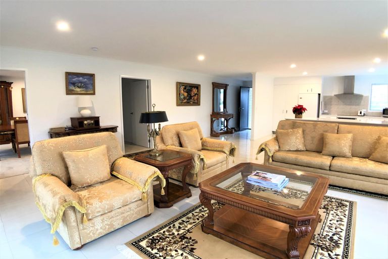 Photo of property in 33 Amsharlo Drive, Kerikeri, 0230