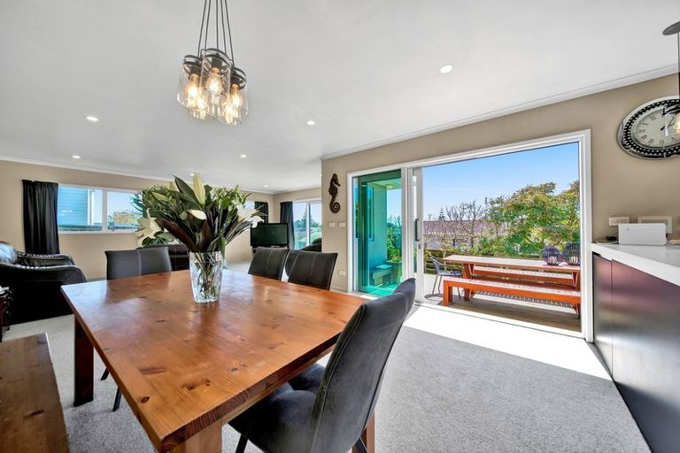 Photo of property in 77 Clemow Road, Fitzroy, New Plymouth, 4312