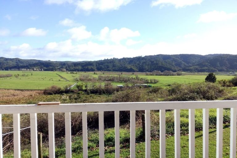 Photo of property in 25 Whiteman Road, Kawakawa, 0210