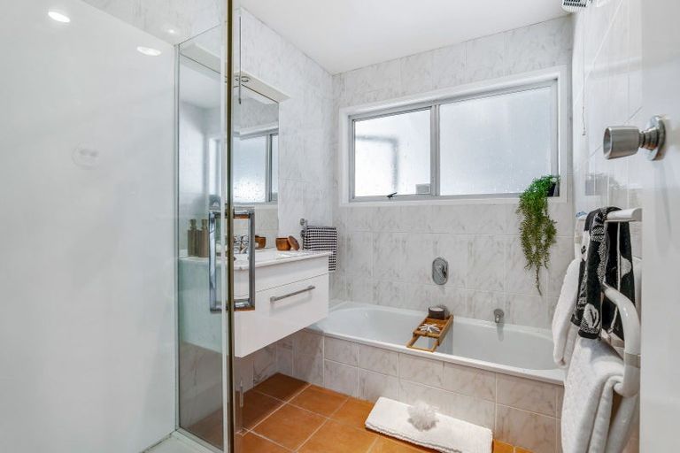 Photo of property in 117 Stredwick Drive, Torbay, Auckland, 0630