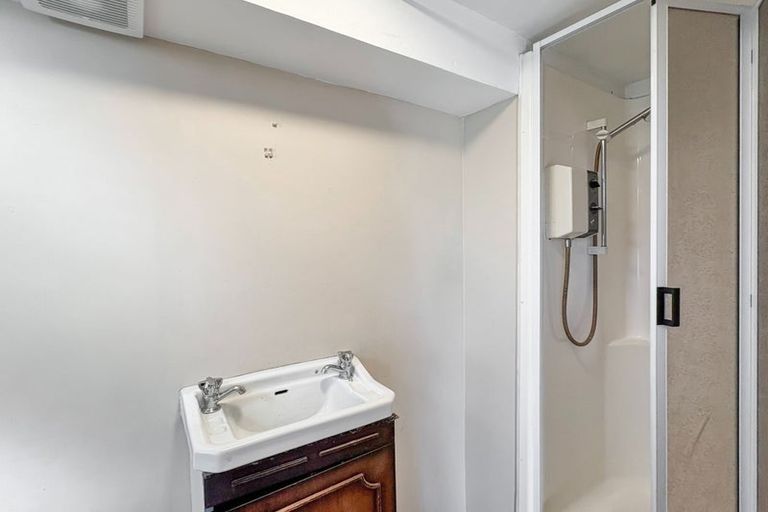 Photo of property in 18 Flinders Road, Heathcote Valley, Christchurch, 8022