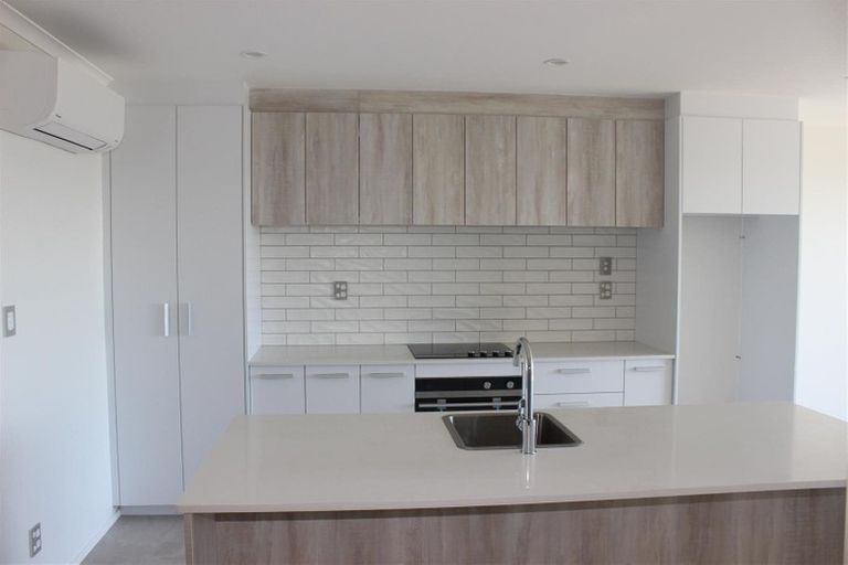 Photo of property in 3/1 Aperira Lane, Wiri, Auckland, 2104