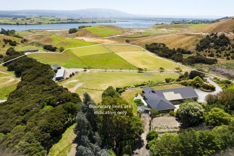 Photo of property in 67 Surrey Heights, Waihola, Outram, 9073