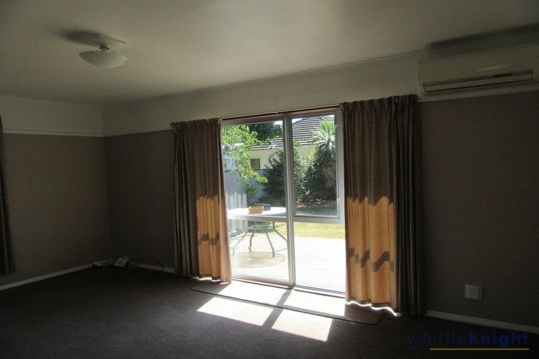 Photo of property in 11 Evatt Street, Bryndwr, Christchurch, 8053